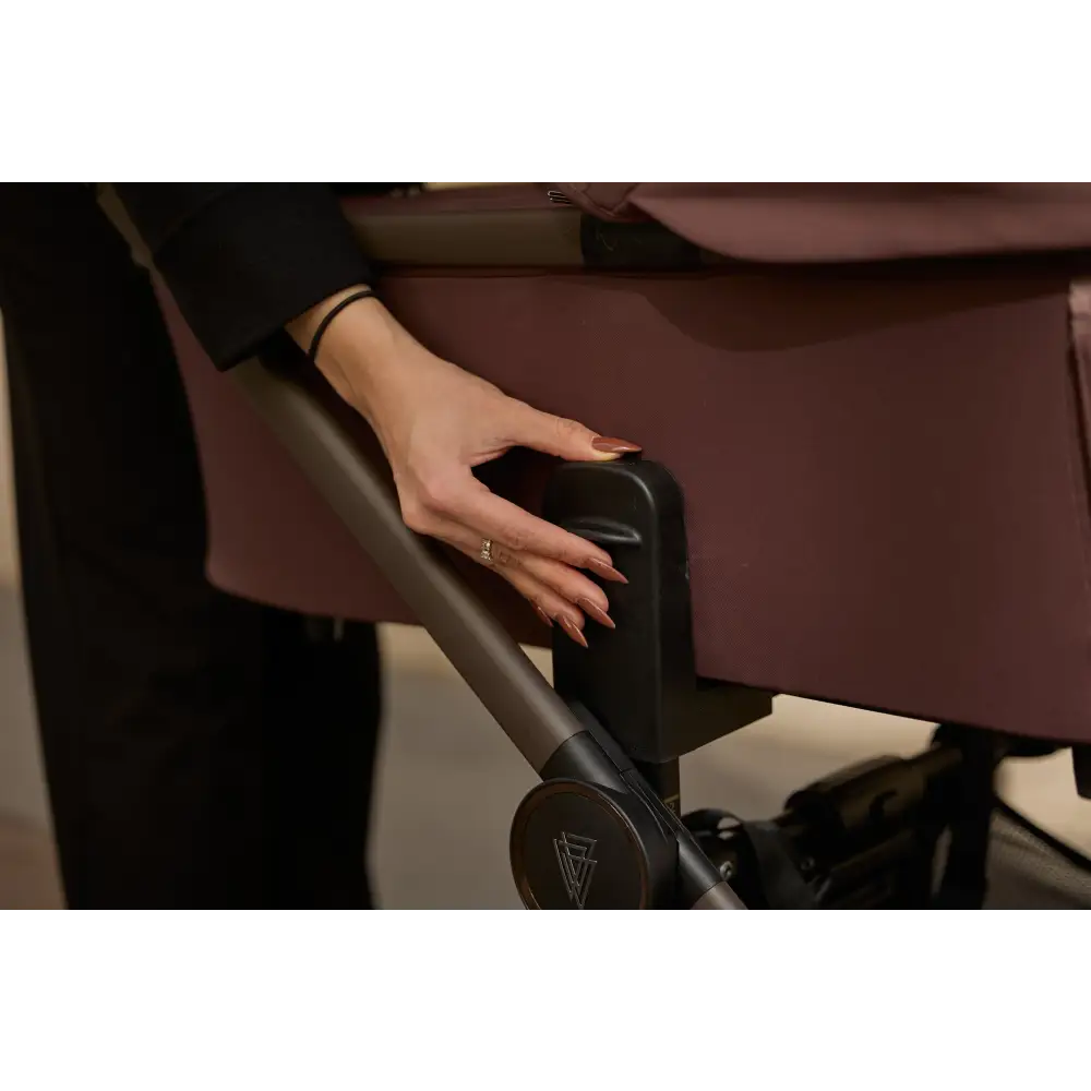 Venicci Upline 2 Burgundy Special Edition Pram 2 in 1 Bundle General Venicci