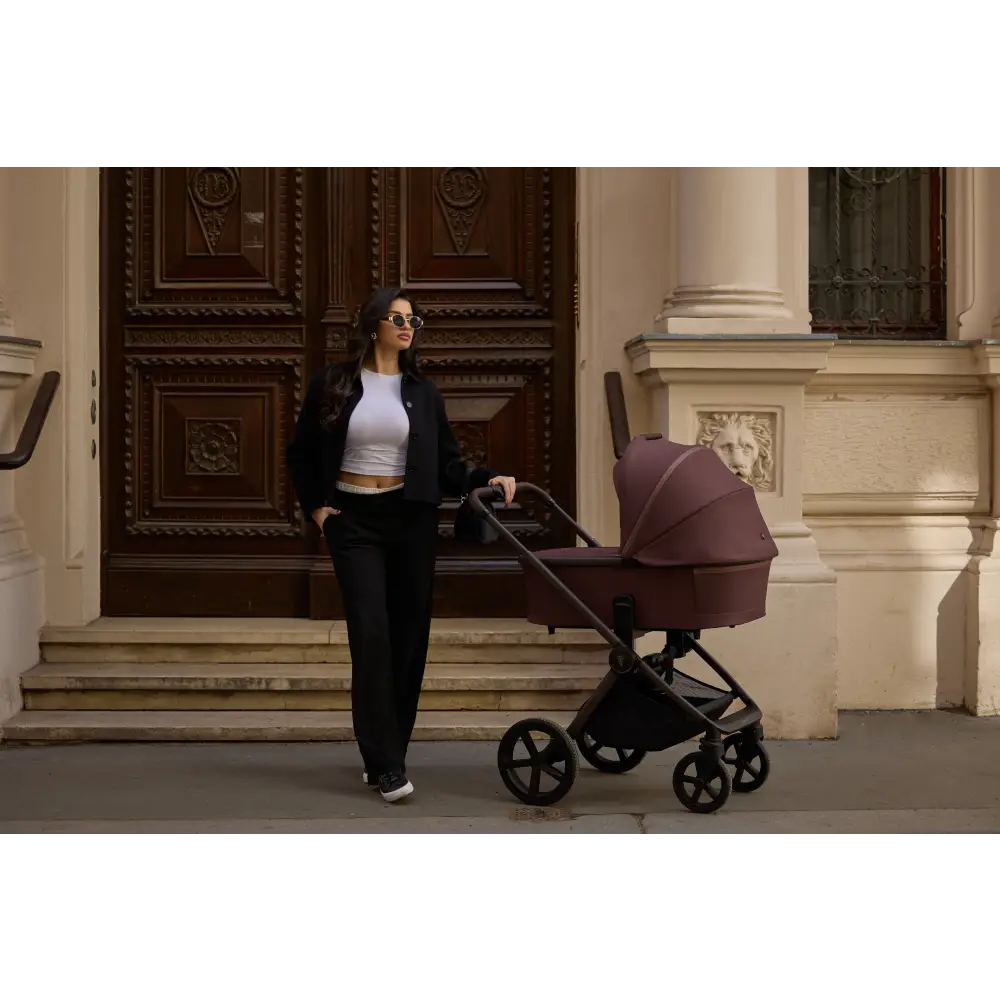 Venicci Upline 2 Burgundy Special Edition Pram 2 in 1 Bundle General Venicci