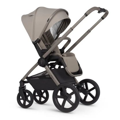 Venicci Upline 2 Taupe Pram 3 in 1 + Tiago Black Car Seat Venicci