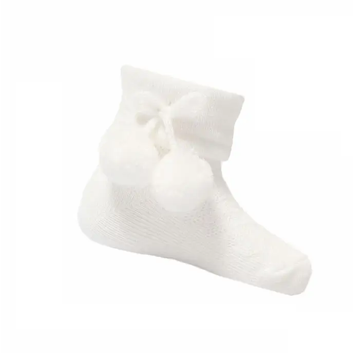 White Baby Pom Pom Ankle Socks General soft touch